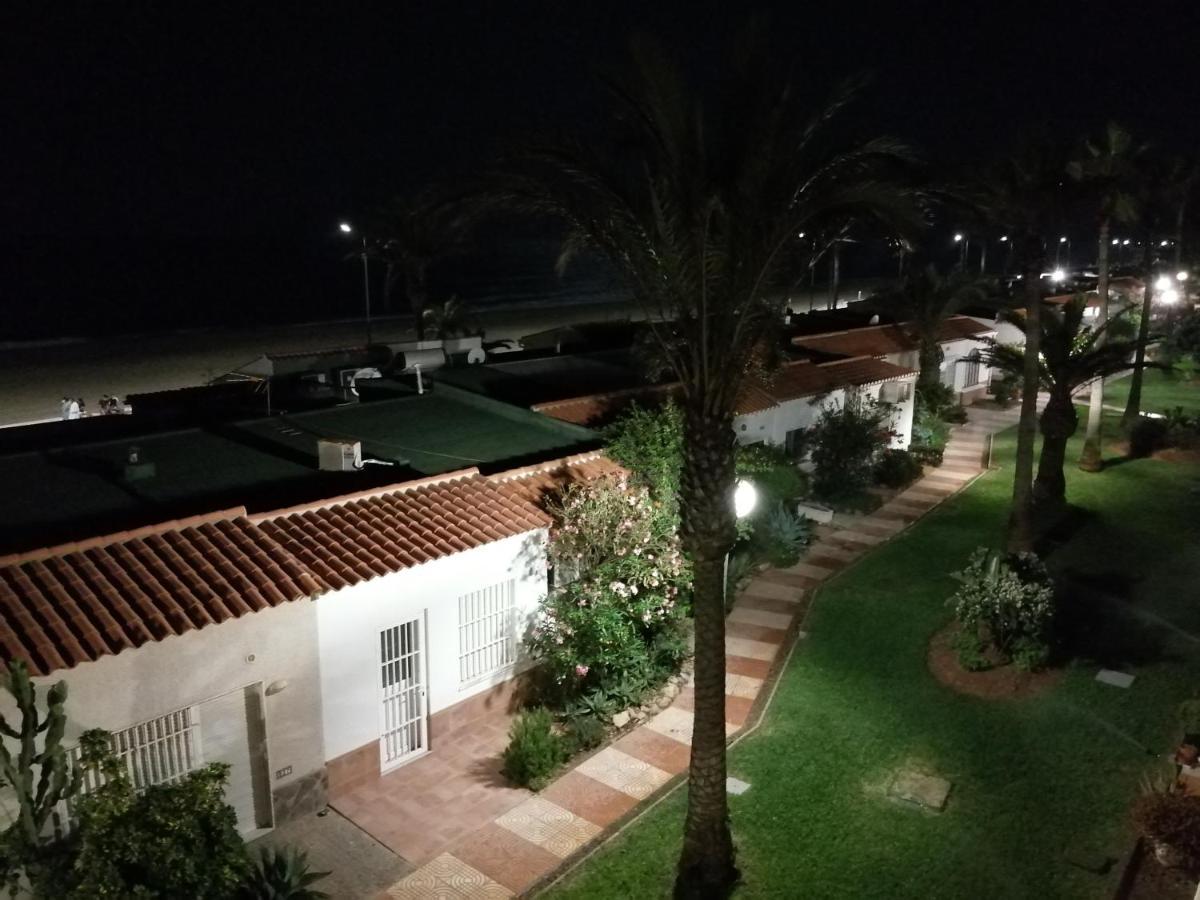 Estudio Frente Al Mar Roquetas de Mar Bagian luar foto