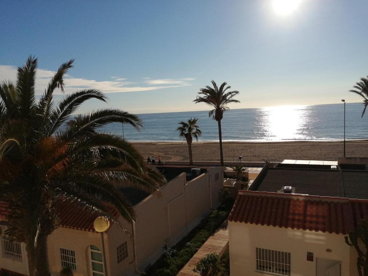 Estudio Frente Al Mar Roquetas de Mar Bagian luar foto