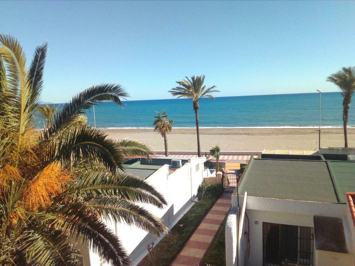 Estudio Frente Al Mar Roquetas de Mar Bagian luar foto
